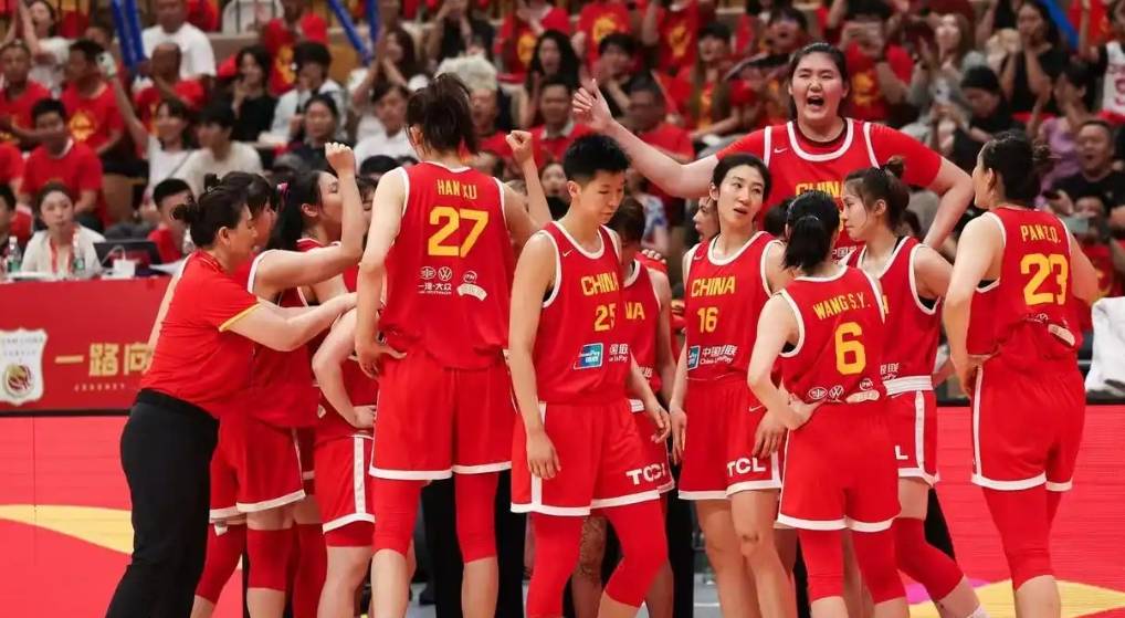 关于巴利亚多利主场大胜，赢得联赛连胜的信息