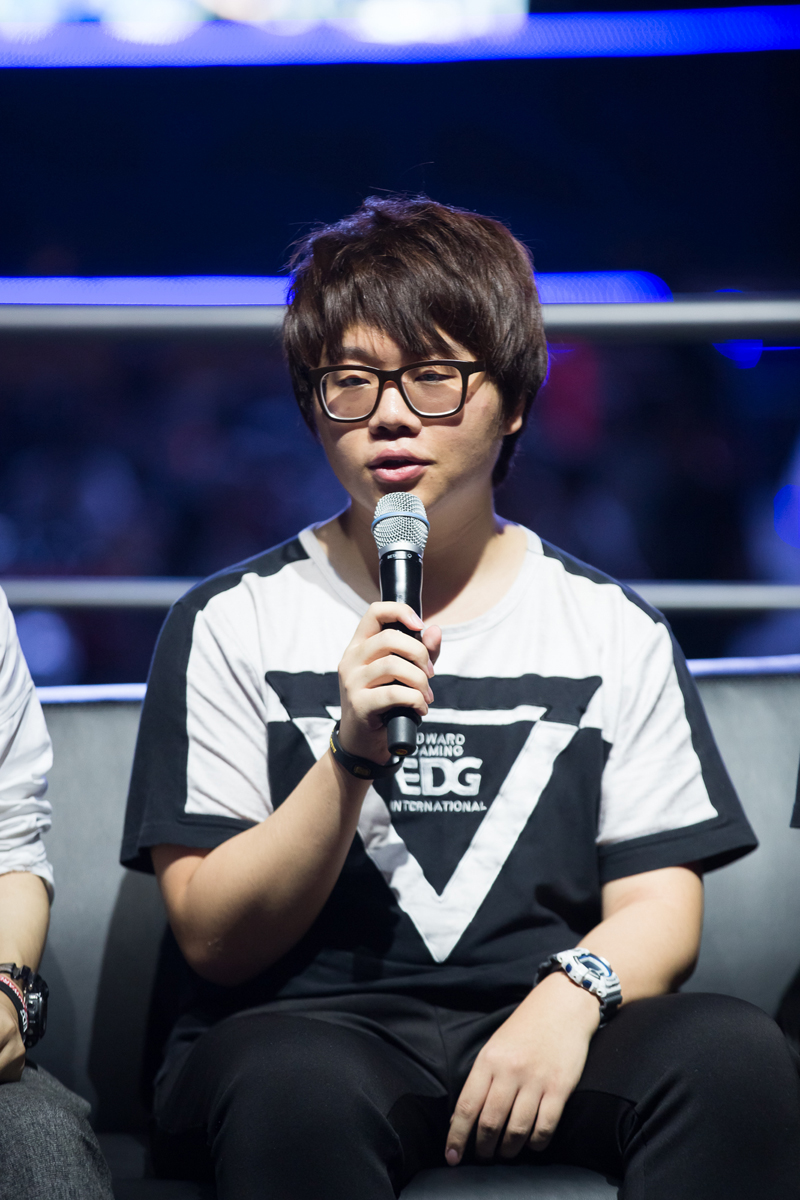 HKA轻取PSG,Chovy打出惊人五杀强强对话半决赛,技惊四座的简单介绍 HKA轻取PSG,Chovy打出惊人五杀强强对话半决赛,技惊四座的简单介绍