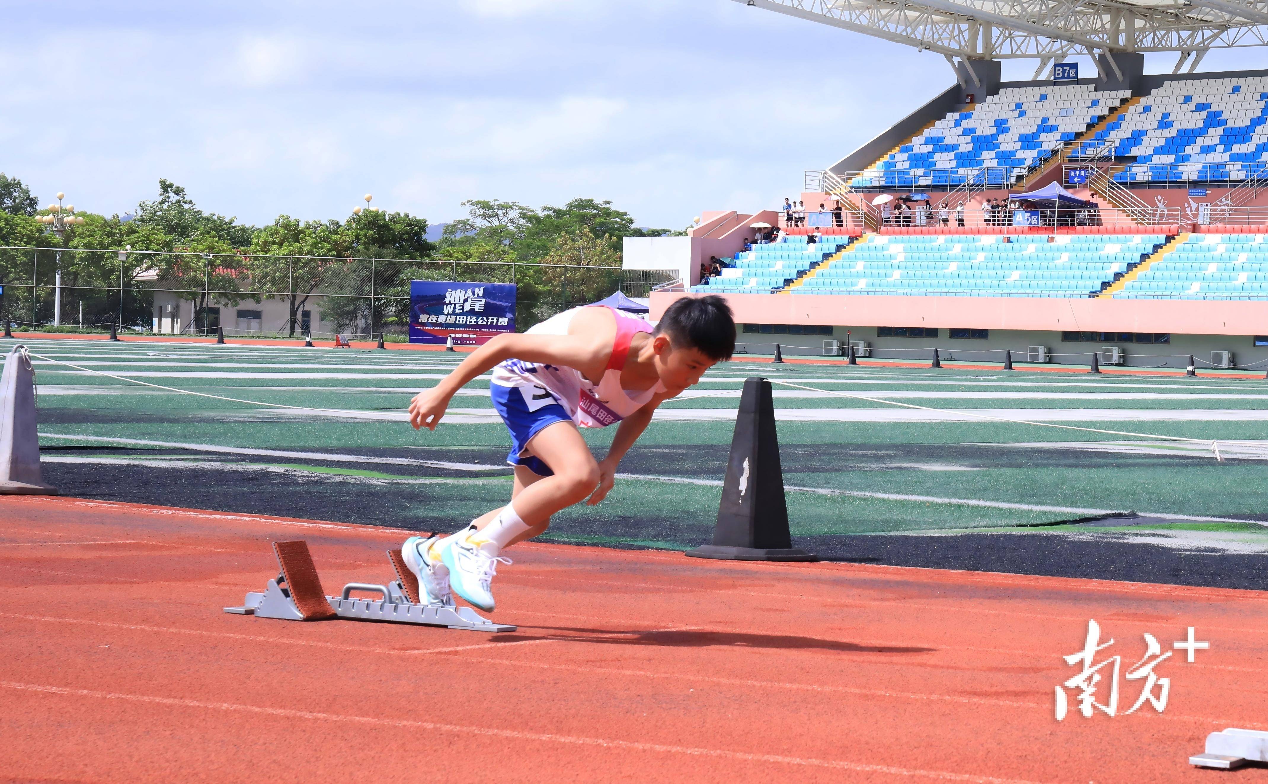 T1翻盘RNG，Jankos单局斩获MVP宿命之战全球总决赛，点燃全场激情的简单介绍