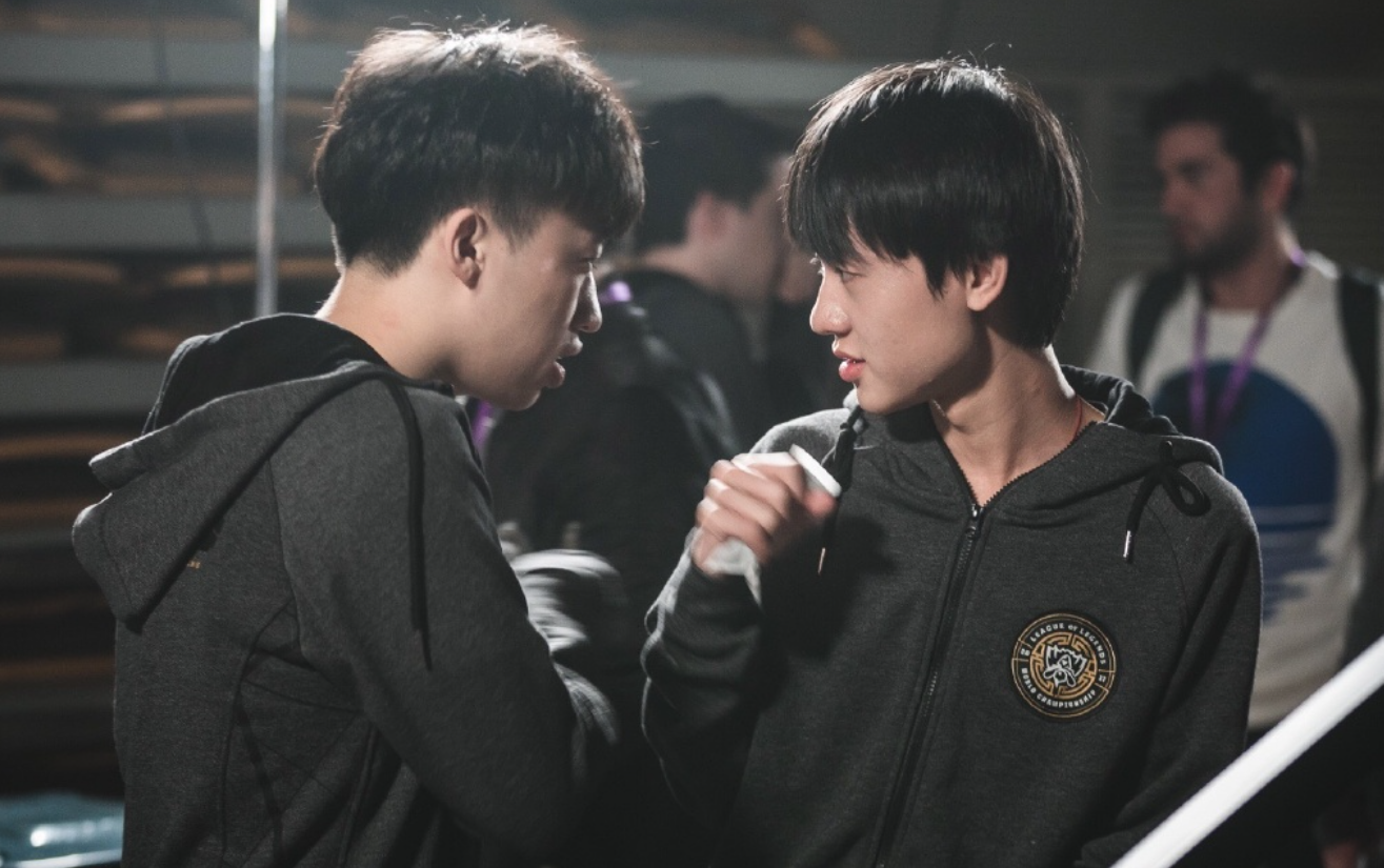 DK险胜MAD，Kanavi关键团战开团秒人宿命之战四强赛，技惊四座