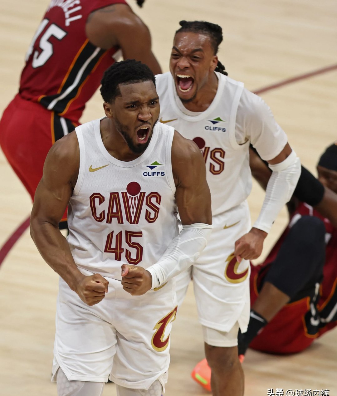 热火队胜马刺，取得开门红