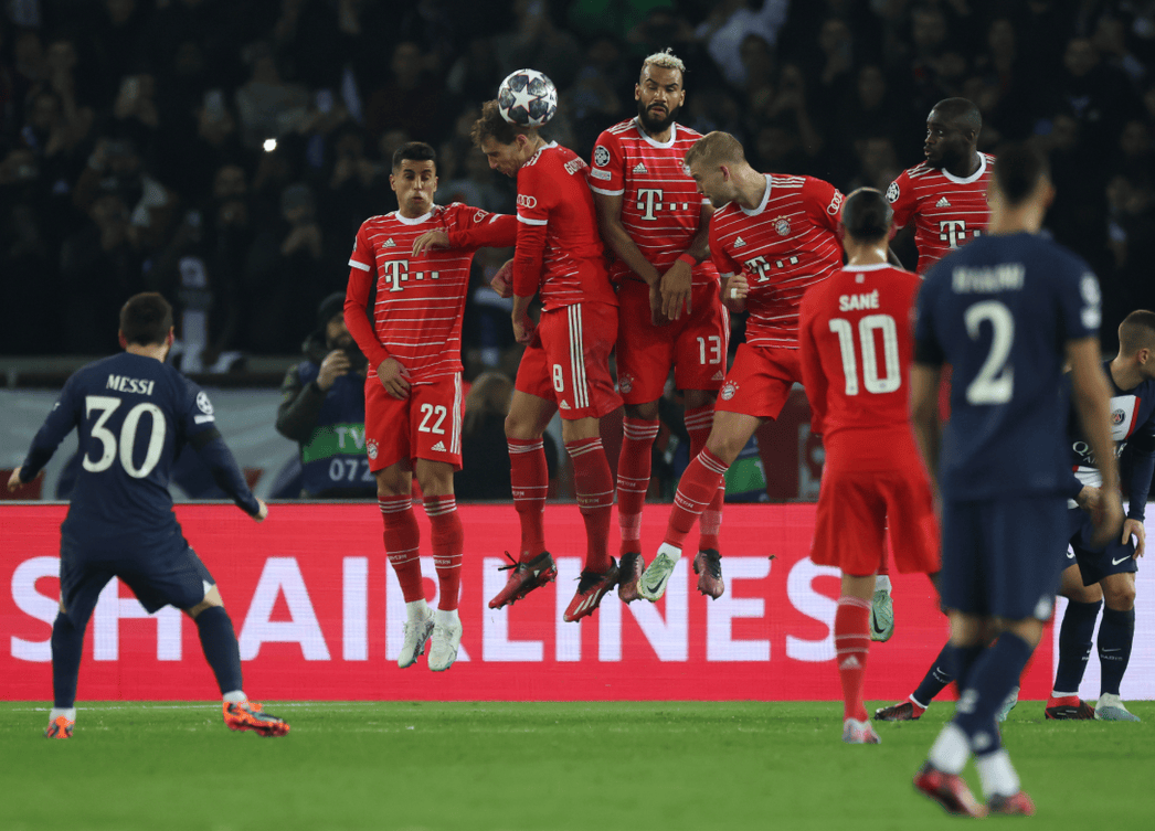 门兴格拉德巴赫在法国联赛持续领先