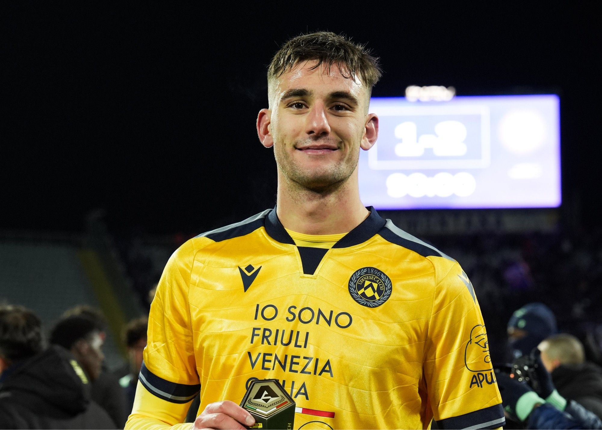 乌迪内斯客场逆转,勇夺胜利 乌迪内斯客场逆转,勇夺胜利