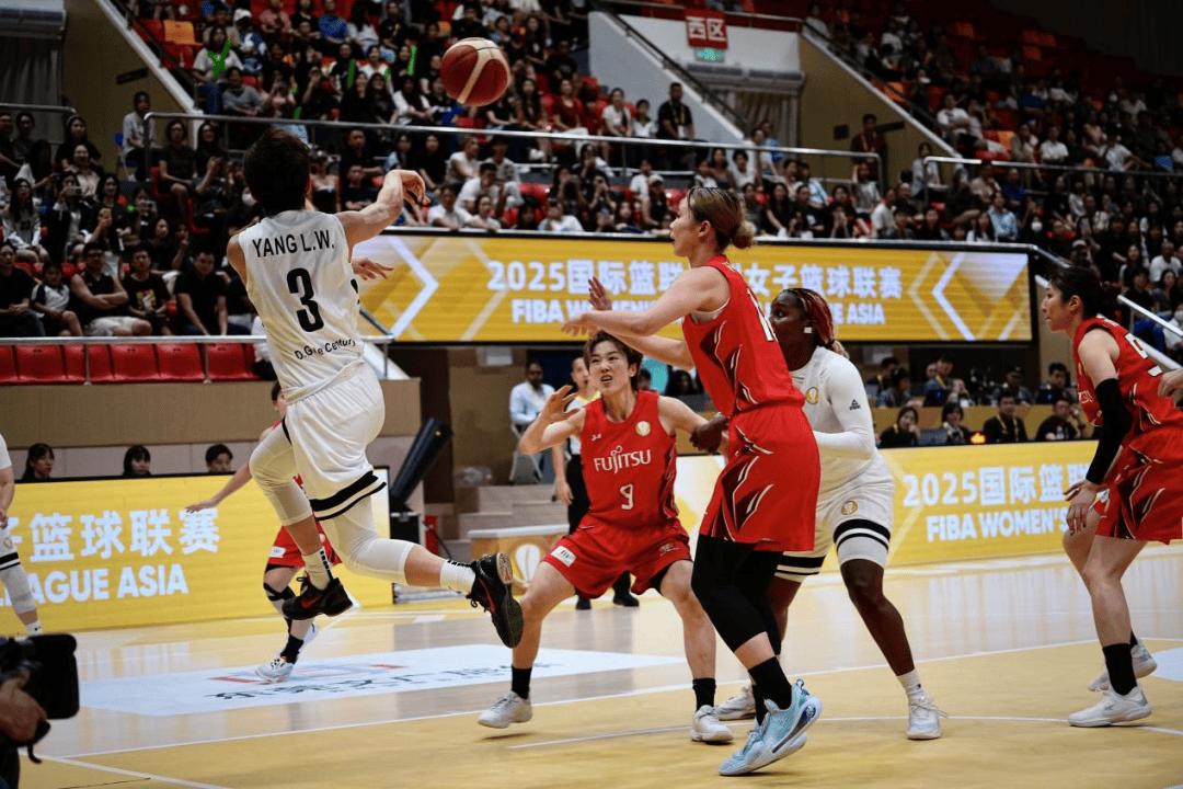 亚洲篮球冠军赛中的幕后花絮揭秘