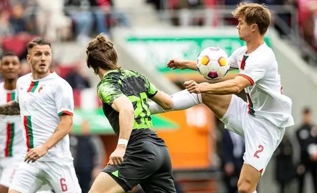 沃尔夫斯堡在比赛中表现出强大实力