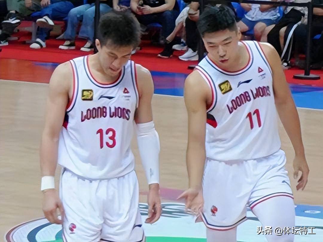 福建队横扫快船，郭艾伦带队取胜