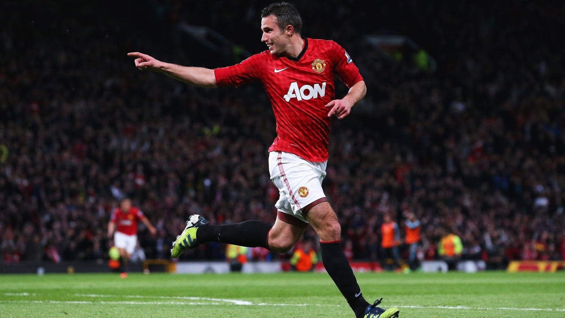 蓝白火焰与冰岛孤石,一场关于个体荣光与集体洪流的矛盾对决