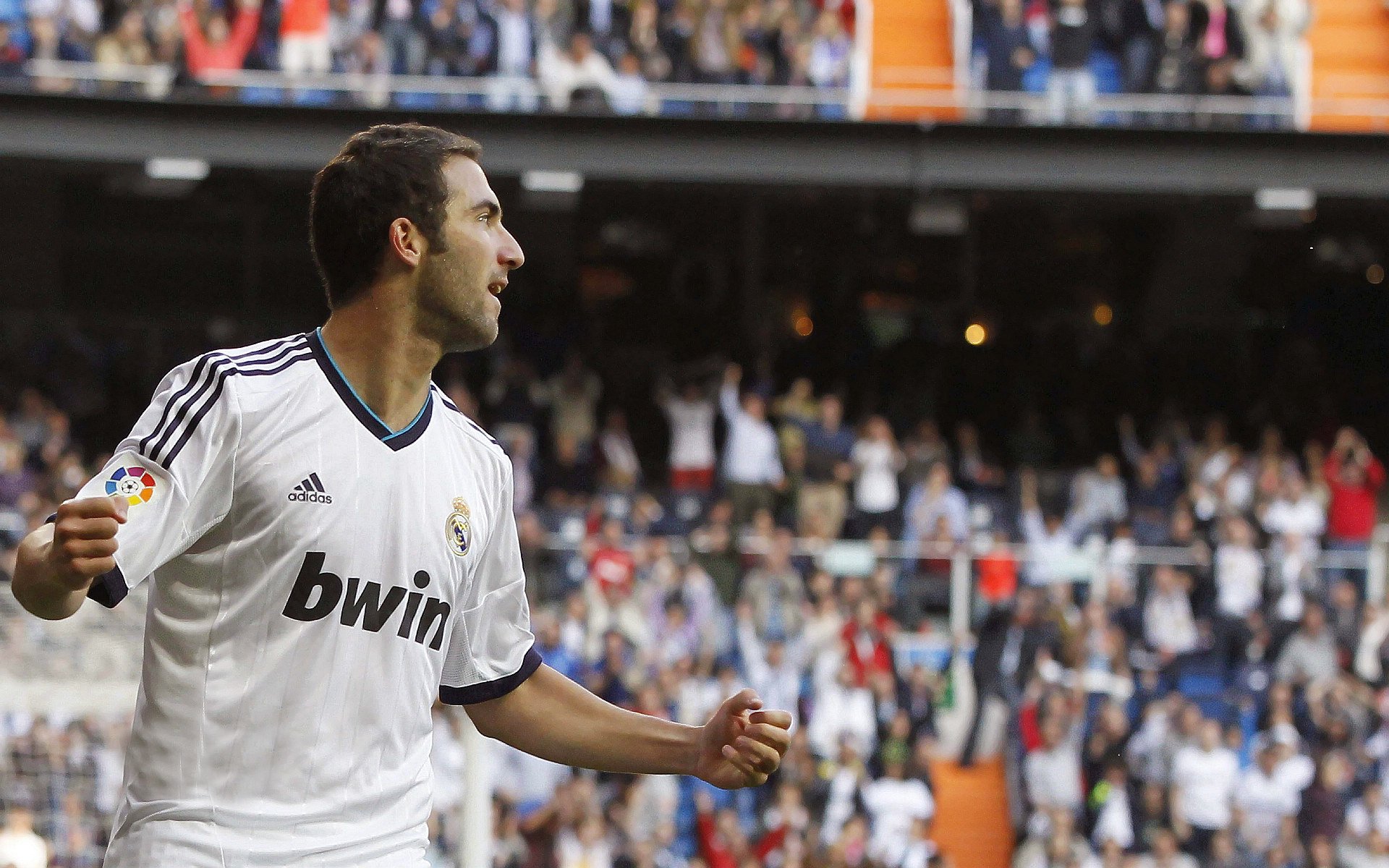 开云体育入口-东决关键战之夜，第93分钟，一道来自格鲁吉亚的激光击穿一切